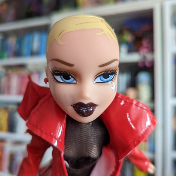 Style Starz Chloe - Picture 4 of 7